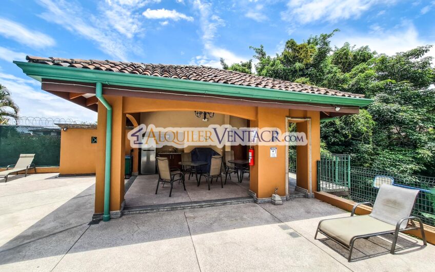 Apartamento amueblado en 1er nivel en San Rafael Escazú