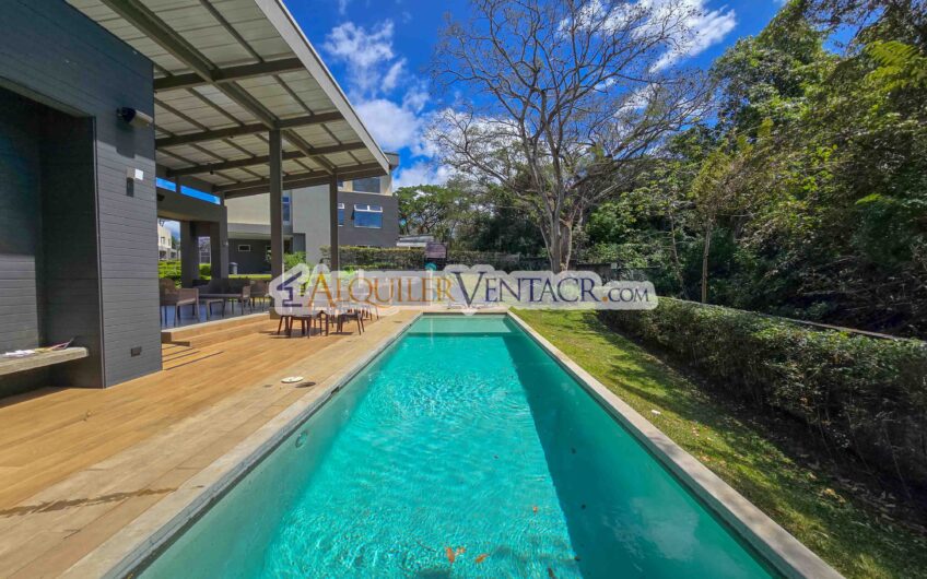 Lindora Santa Ana! Lujoso apartamento x Valle del Sol