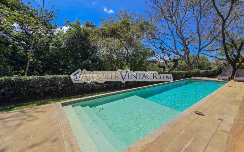 Lindora Santa Ana! Lujoso apartamento x Valle del Sol