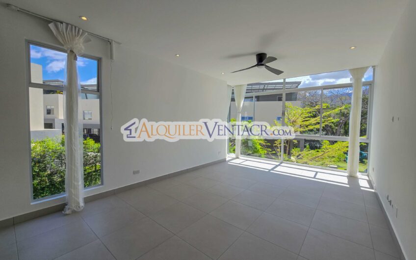 Lindora Santa Ana! Lujoso apartamento x Valle del Sol
