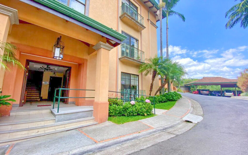 Apartamento amueblado en 1er nivel en San Rafael Escazú