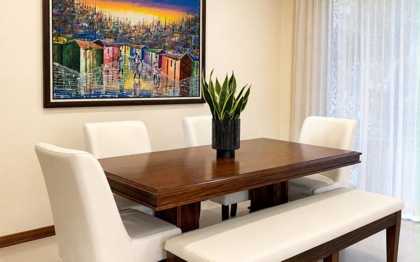 Condo de 350 m2 con full vistas / terraza y línea blanca en Guachipelín Escazú
