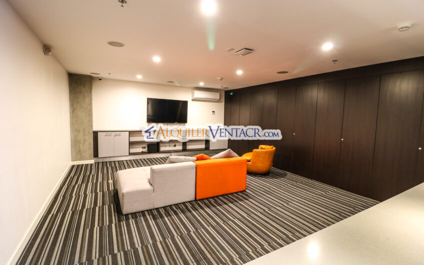 Escazu Village! Apartamento amueblado de 2 habitaciones / balcón