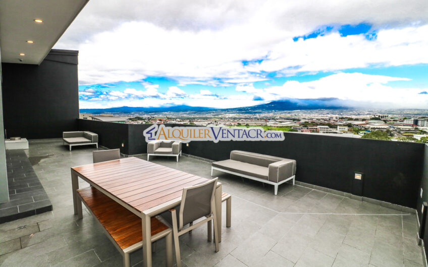 Escazu Village! Apartamento amueblado de 2 habitaciones / balcón