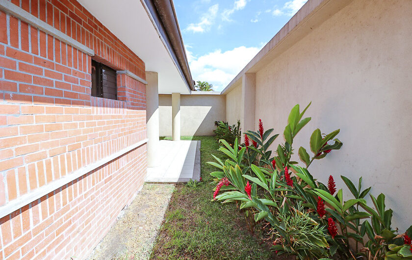 Trejos Montealegre x Avenida Escazú! Condo de 365 m2 con 5 habit. + de servicio
