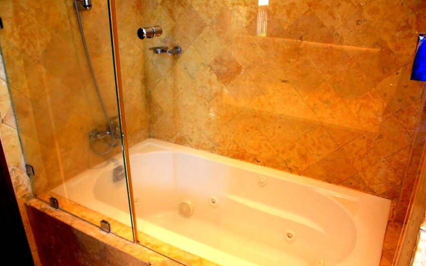 Apartamento de 3 habit.+ de servicio x La Paco San Rafael Escazú