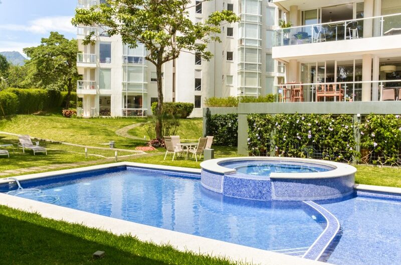 Apartamento de 3 habit.+ de servicio x La Paco San Rafael Escazú